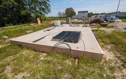 NA PREDAJ pozemok + základová doska + projekt priamo pri golfovom areály PENATI GOLF REZORT