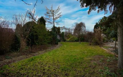 P.G's & Co. | Predáme 3 izbový rodinný dom na veľkom krásnom pozemku v Dobrohošti