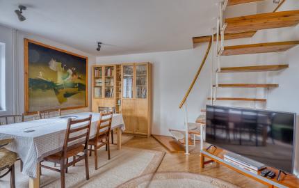 P.G's & Co. | Predáme 3 izbový rodinný dom na veľkom krásnom pozemku v Dobrohošti