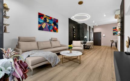 Na prenájom 2izb. byt, 58m2 + 40m2 garáž, FIVE STAR RESIDENCE*****
