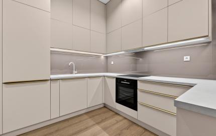 Na prenájom 2izb. byt, 58m2 + 40m2 garáž, FIVE STAR RESIDENCE*****