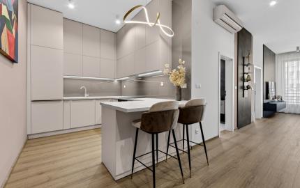Na prenájom 2izb. byt, 58m2 + 40m2 garáž, FIVE STAR RESIDENCE*****