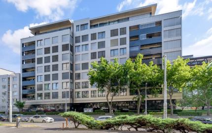 Na prenájom 2izb. byt, 58m2 + 40m2 garáž, FIVE STAR RESIDENCE*****