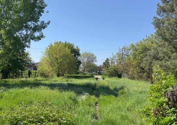 Na predaj stavebný pozemok 800m2, Kvetoslavov