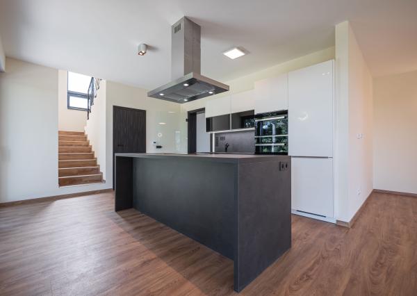 NA PREDAJ 4izb. rekreačný dom priamo pri golfovom areály PENATI GOLF REZORT