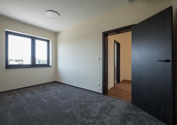 NA PREDAJ 4izb. rekreačný dom priamo pri golfovom areály PENATI GOLF REZORT