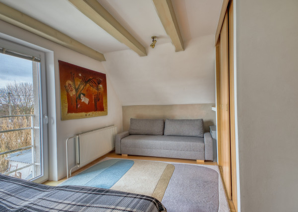 P.G's & Co. | Predáme 3 izbový rodinný dom na veľkom krásnom pozemku v Dobrohošti