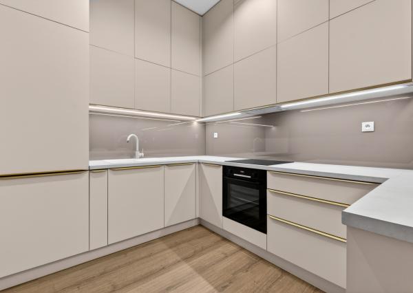 Na prenájom 2izb. byt, 58m2 + 40m2 garáž, FIVE STAR RESIDENCE*****