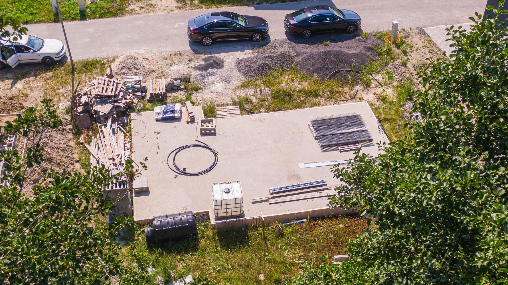 NA PREDAJ pozemok + základová doska + projekt priamo pri golfovom areály PENATI GOLF REZORT